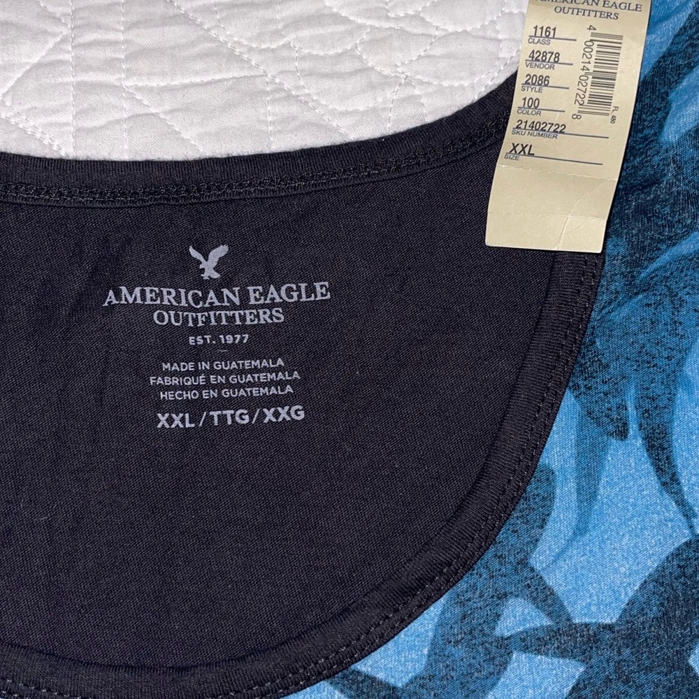 Bundle of Two Graphic Tanks American Eagle NWT - Picture 9 of 12